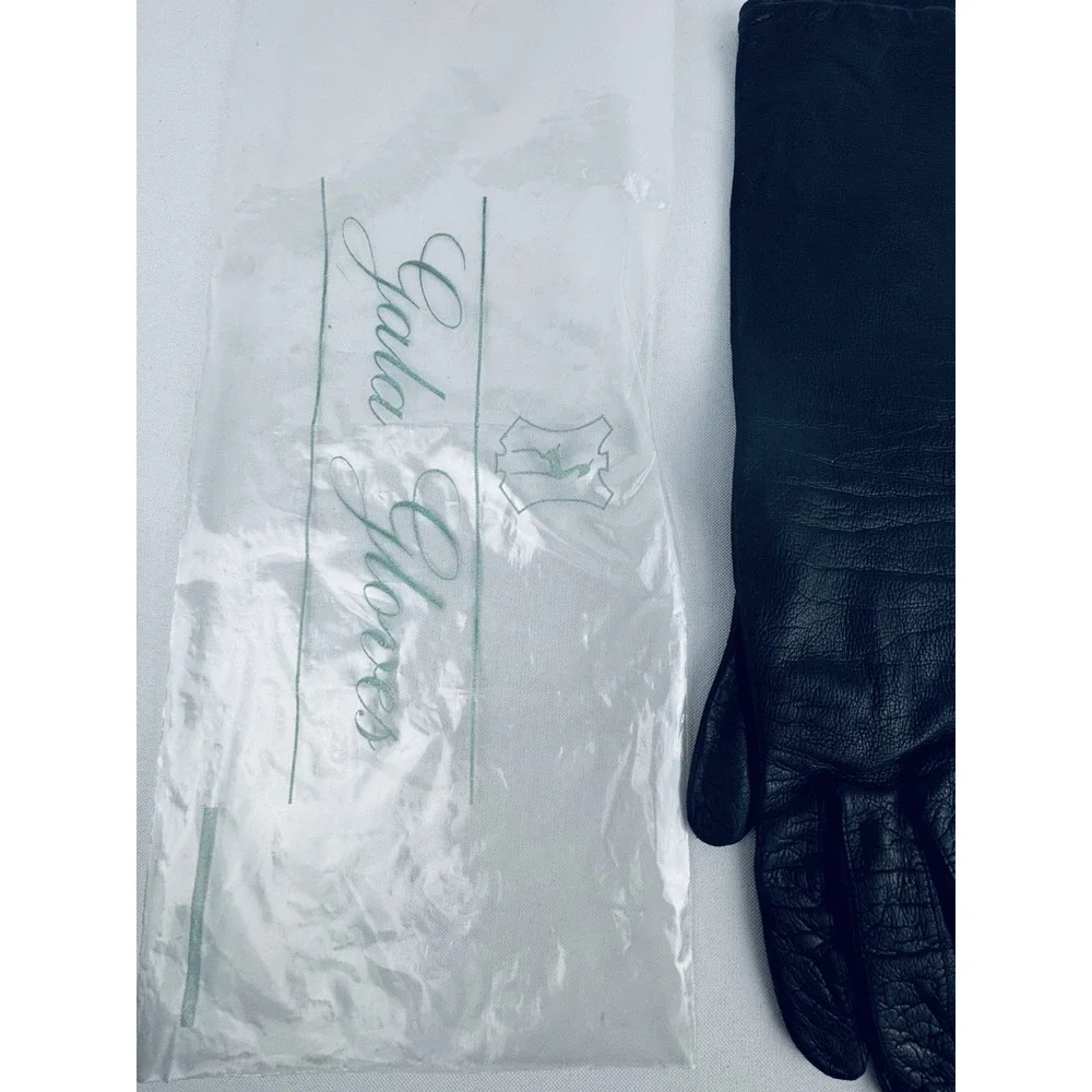 Vintage Black Leather Gloves Size 7 Silk lined Gala opera classy chic Germany